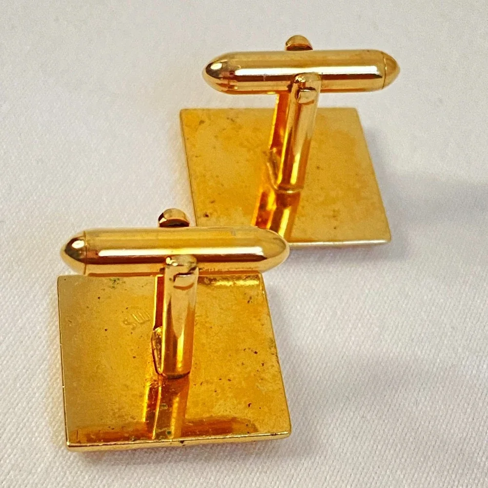 💎Swank Signed Mens Square Gold Tone Engraved Floral Cuff Links